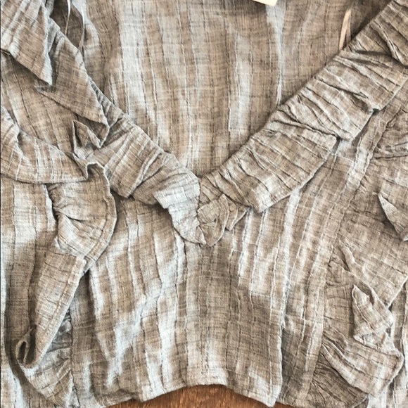 NWT Zara Cropped Ruffled Gray Top Size M - Picture 12 of 13